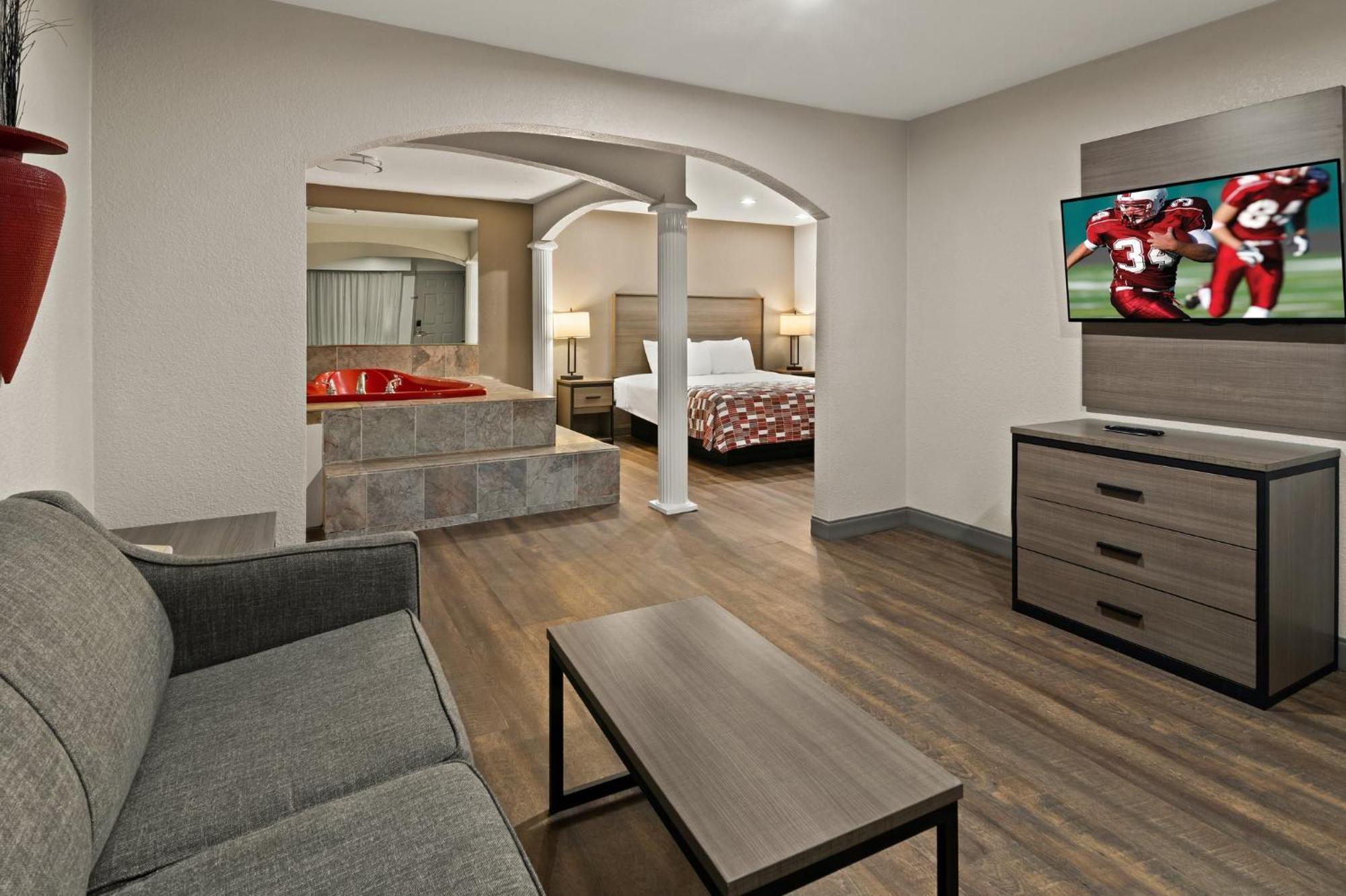 Irving Inn & Suites At Dfw Airport Exterior photo