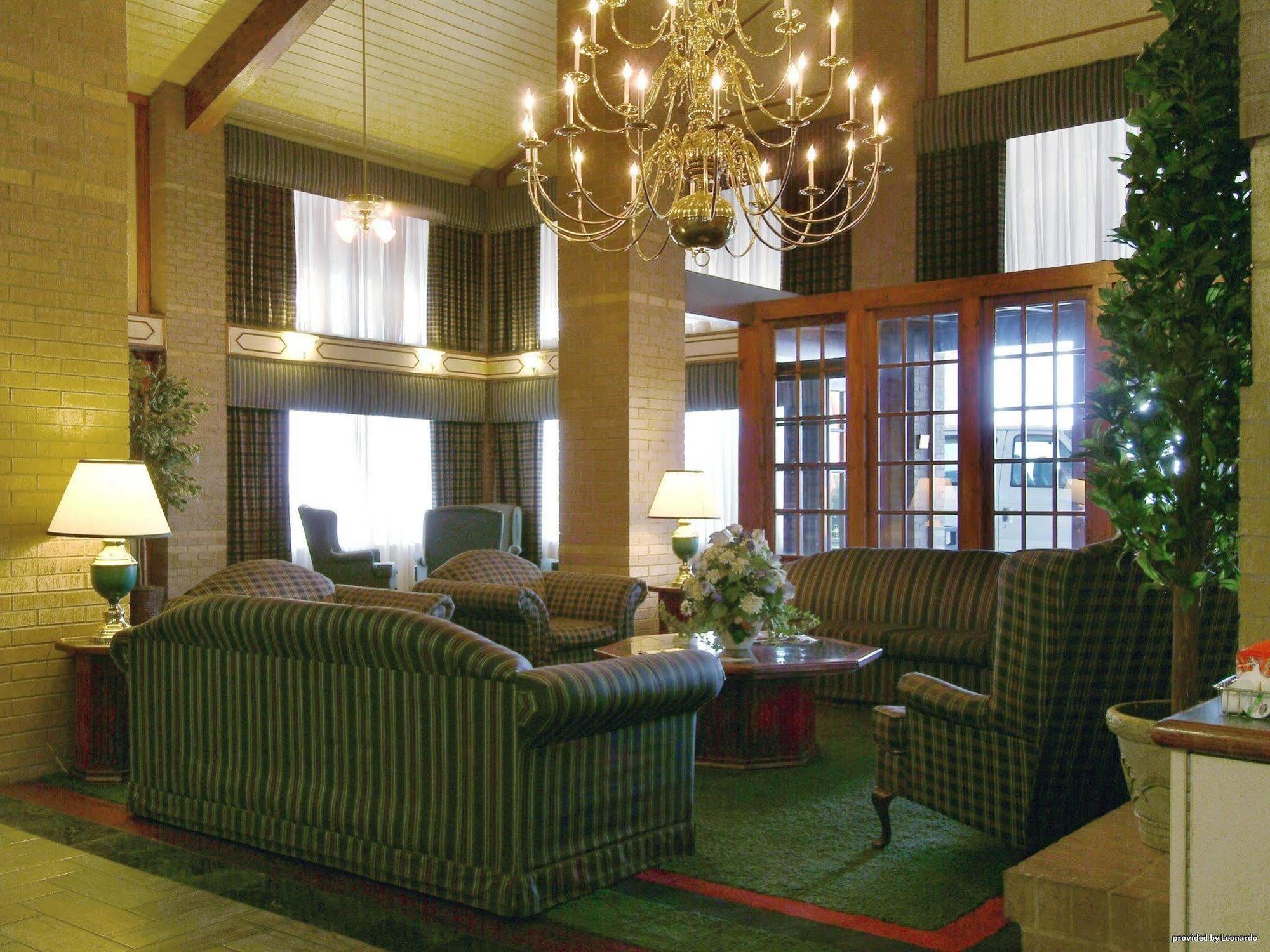 Irving Inn & Suites At Dfw Airport Exterior photo